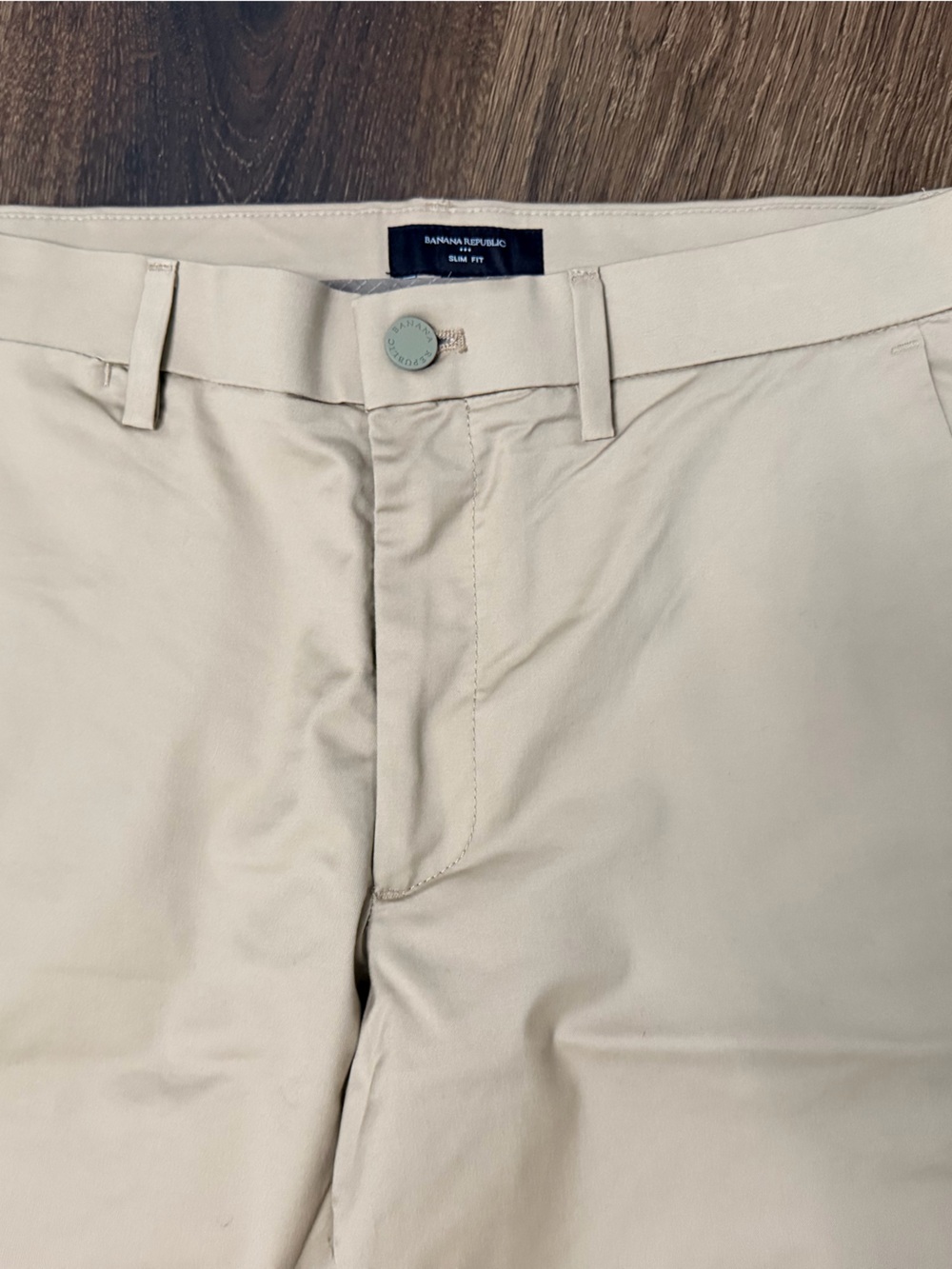 Banana Republic Men's Light Khaki Chino Pants 32x32